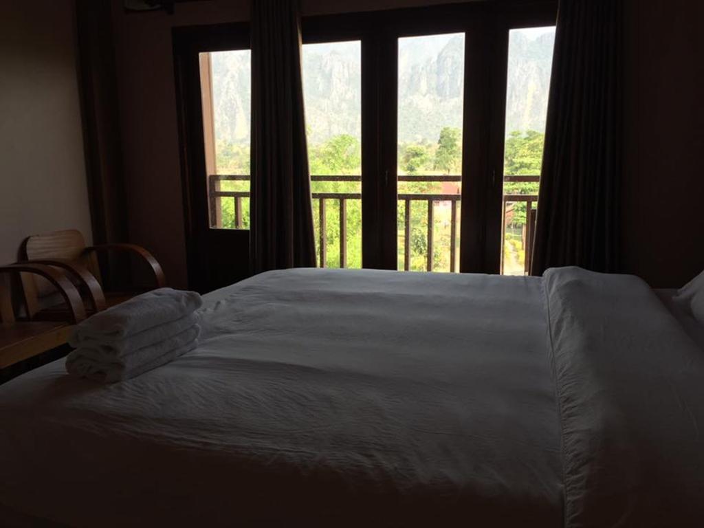 Happy River View Hotel Vang Vieng Eksteriør bilde